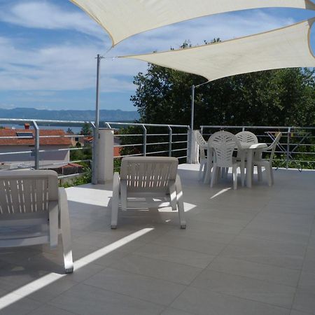 Apartments Monja & Dadi, Malinska, ונטאצ'יצ'י מראה חיצוני תמונה