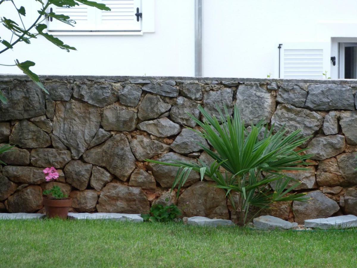Apartments Monja & Dadi, Malinska, ונטאצ'יצ'י מראה חיצוני תמונה