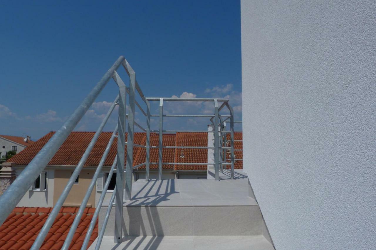 Apartments Monja & Dadi, Malinska, ונטאצ'יצ'י מראה חיצוני תמונה